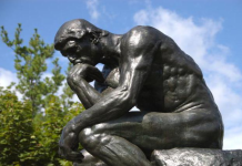 “Ben kimim?” sorusu, insanoğlunun en temel ve en derin varoluşsal sorgularından biri olmaya devam ediyor. Kimliğe, bilince ve benlik algısına dair bu sorgu, çağlar boyunca filozofları, sanatçıları ve bilim insanlarını meşgul etti.