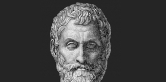 Yapısalcı düşünce, anlamın tek başına bir sözcüğe değil, o sözcüğün içinde bulunduğu yapıya bağlı olduğunu ileri sürer. Örneğin, “ağaç” kelimesi, sadece doğadaki bir varlığı değil; kültür, doğa, yaşam ve hatta ölüm gibi sembollerle örülü geniş bir anlamlar ağını da çağrıştırır.