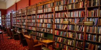 Nicel araştırmanın temel özellikleri, verilerin sayısal bir biçimde toplanması ve analiz edilmesidir. Bu tür araştırmalar, genellikle belirli bir hipotezi test etmeye yönelik olarak yapılır ve elde edilen sonuçlar daha geniş bir popülasyona genellenebilir. Ayrıca, nicel araştırmalar, bağımsız ve bağımlı değişkenler arasındaki ilişkileri incelemeye olanak tanır.