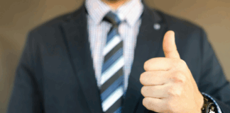 Modern ticaret dünyasında başarılı olmak kadar, pazarda güçlü kalmak da bir o kadar önemlidir. Rekabetin her geçen gün arttığı bu ortamda işletmelerin yalnızca iyi bir başlangıç yapması yeterli değildir; aynı zamanda sürdürülebilir stratejilerle istikrarını koruması gerekir. Bu noktada devreye giren şey ise, etkin ticaretin incelikleridir. konulu bir görsel