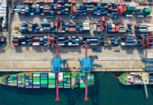 Ticaret, uzun vadeli bir başarı için strateji, sabır ve doğru kararlar gerektiren bir süreçtir. Hem büyük işletmelerin hem de küçük girişimcilerin başarıya ulaşabilmesi için belirli kuralların özenle takip edilmesi gerekir. Peki, ticarette başarılı olmanın anahtar noktaları nelerdir? İşte bu yazıda, iş dünyasında kalıcı başarıya ulaşmanızı sağlayacak 5 temel kuralı sizlerle paylaşıyoruz. konulu bir görsel