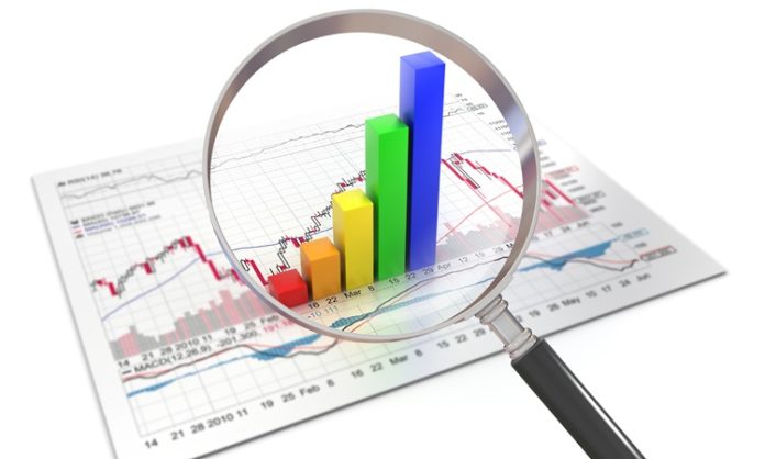 Veri analizi, belirli bir amaca yönelik toplanan ham verilerin işlenmesi, yorumlanması ve anlamlı hale getirilmesi sürecidir.